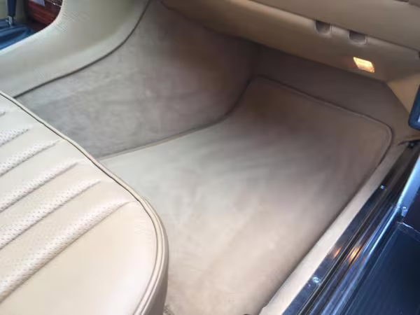 127er  Mercedes Benz